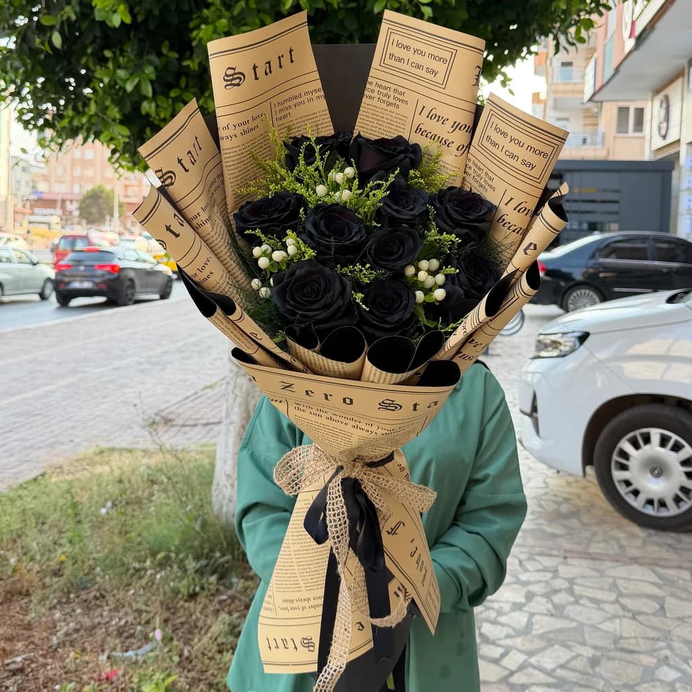 Siyah Gül Buketi